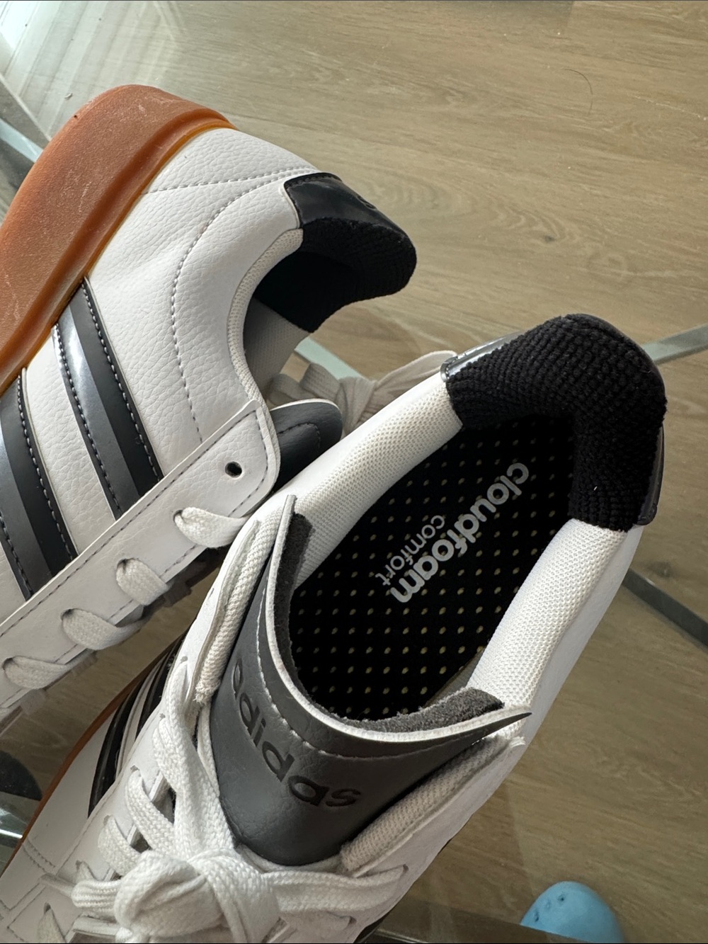NEW Adidas Grand Court 2.0 Sneakers with Gum Sole Size 8 - Picture 8 of 10